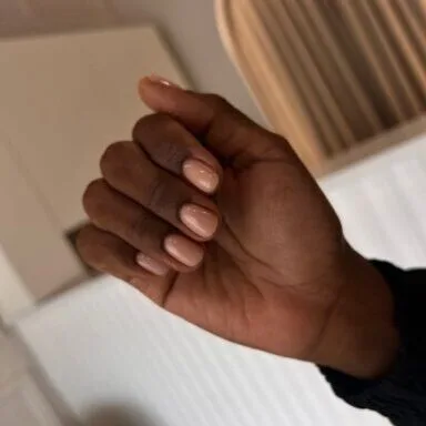 services_gel_manicure_short